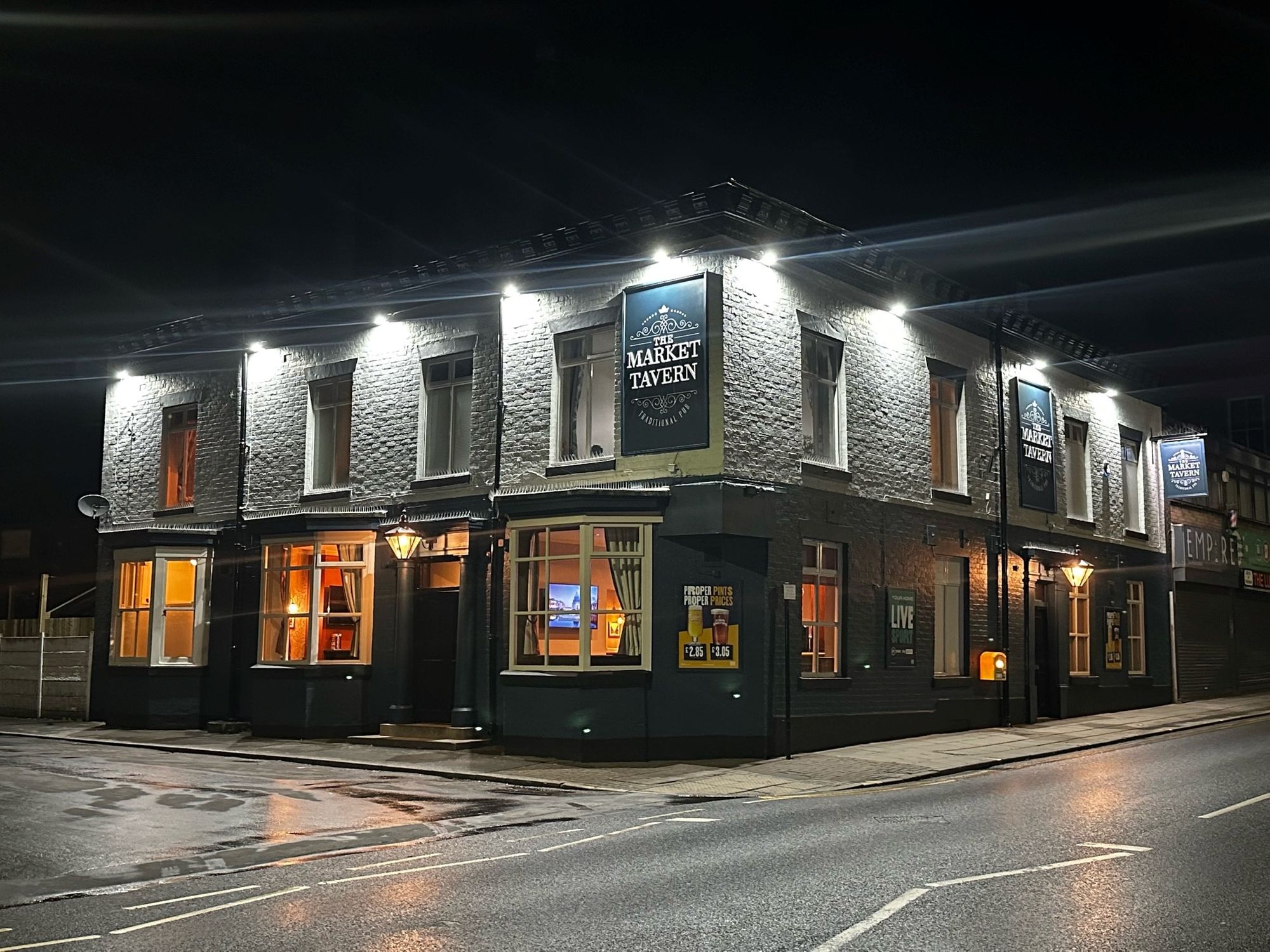 Hindley community pub reopens following £185,000 refurbishment