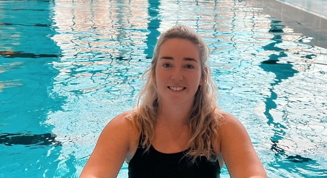 Staplehurst lifeguard makes a splash for Brain Tumour Research