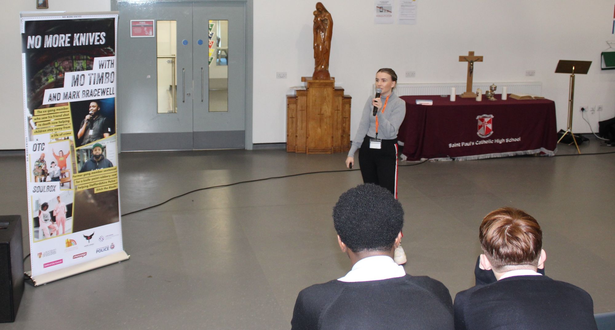 Wythenshawe pupils learn about consequences of knife crime