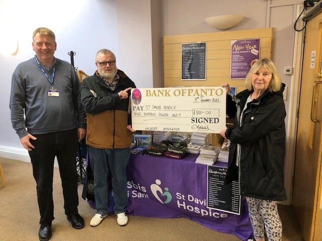St David's Hospice: Puss in Boots Pantomime success