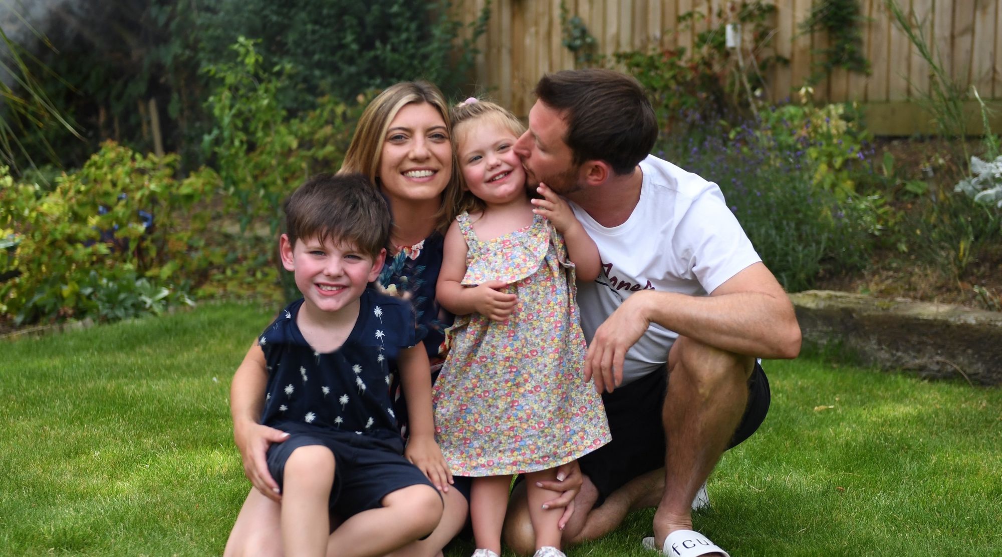 Northampton mum celebrates one year cancer anniversary with charity ball for Macmillan