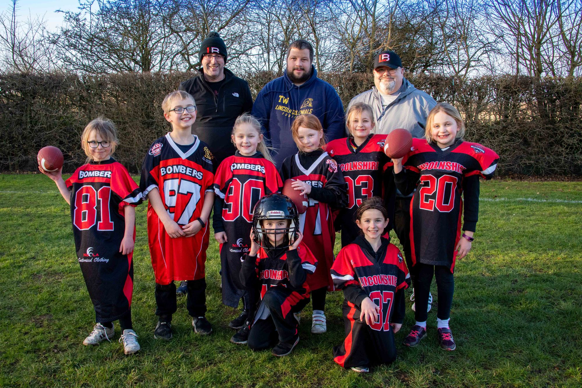 Farndon pupils get a taste of American Football with Lincolnshire Bombers