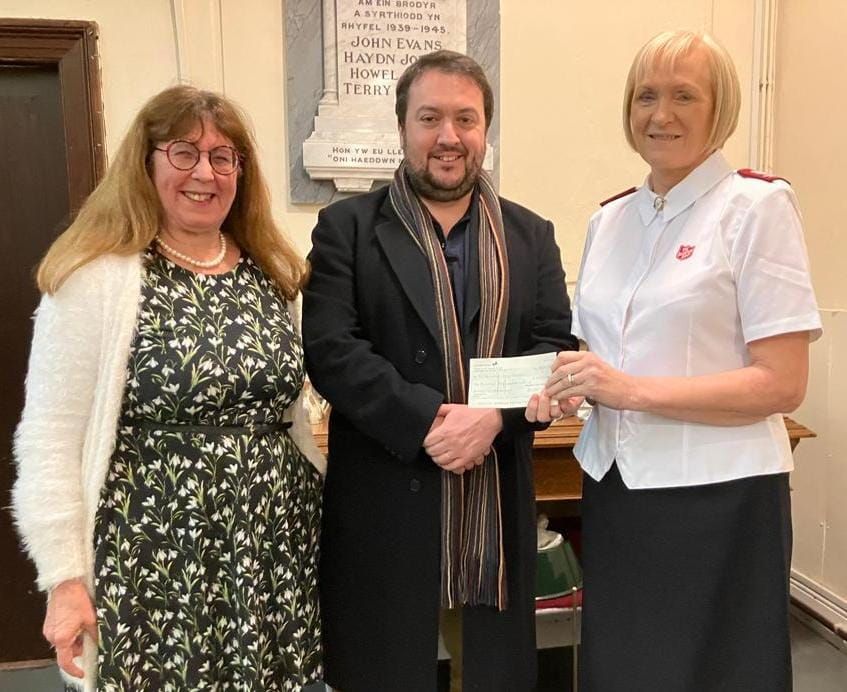 Swansea Philharmonic Choir raises £1,600 for Salvation Army