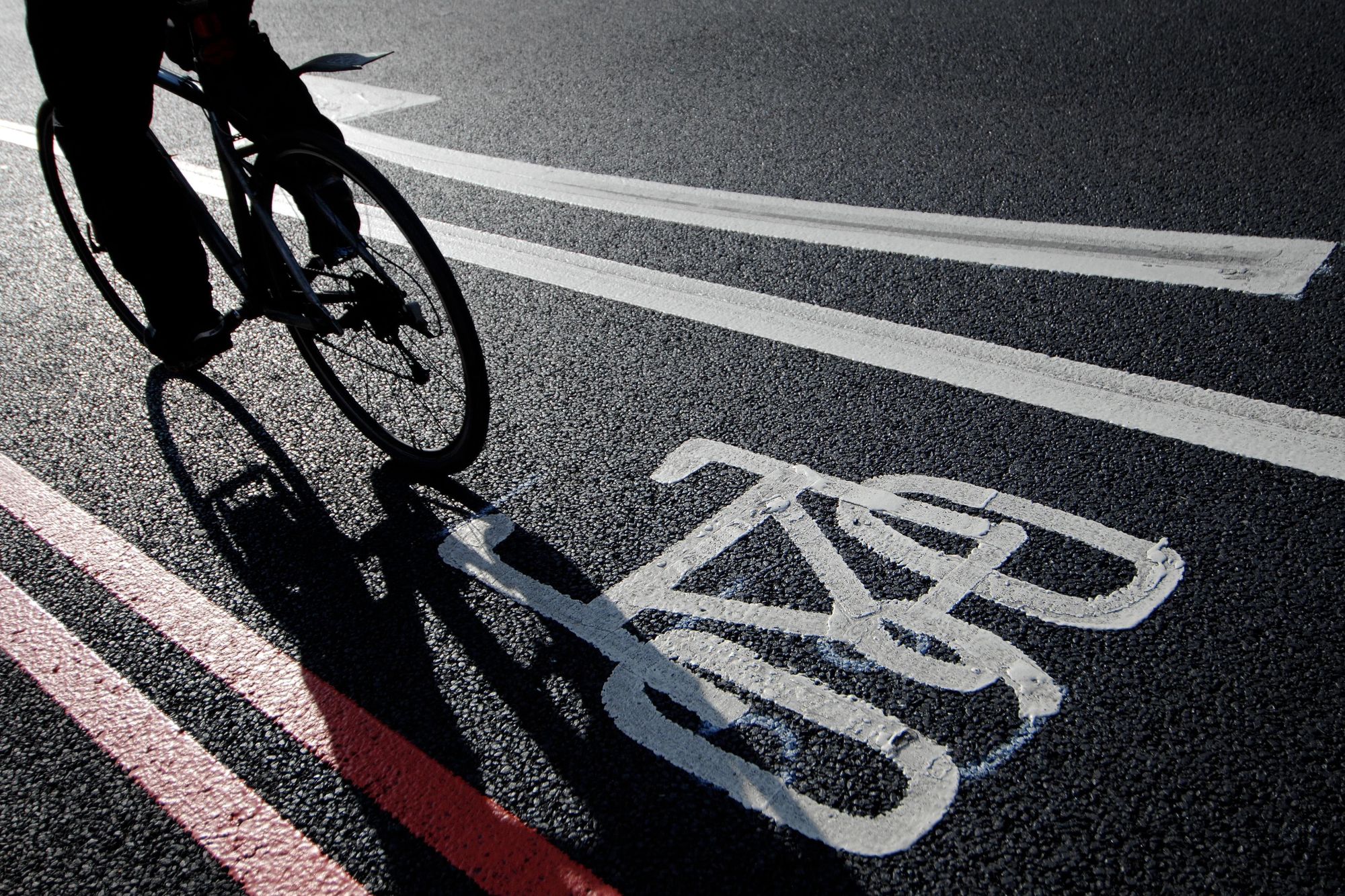 Majority of UK motorists believe 'aggressive' cyclists threaten their safety, says poll