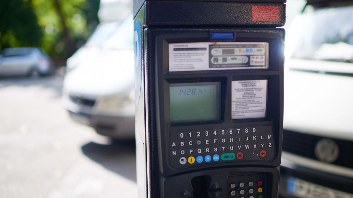 Pay and display parking machines to be phased out as public told to use apps