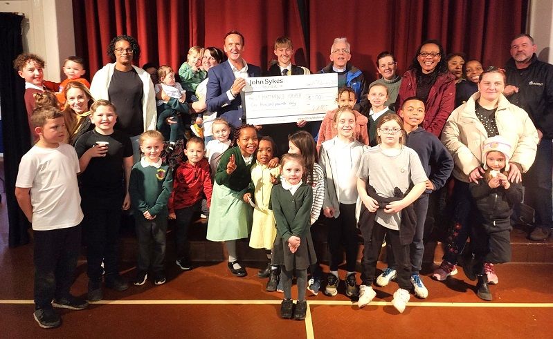 Reading church receives vital donation for local warm hub