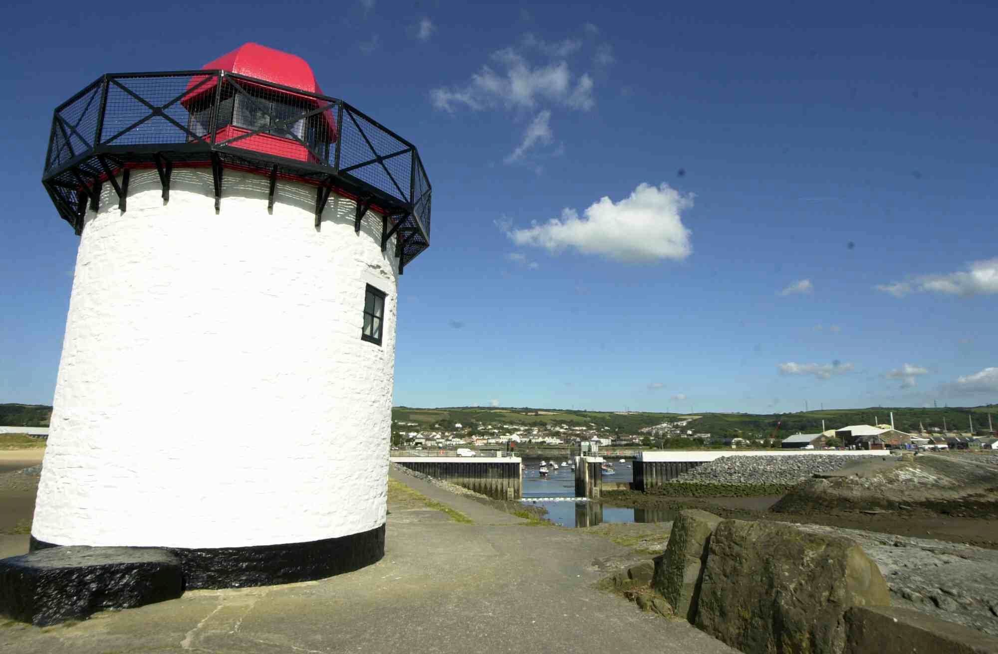 ‘Desperate need’ for public toilets at Burry Port Harbour