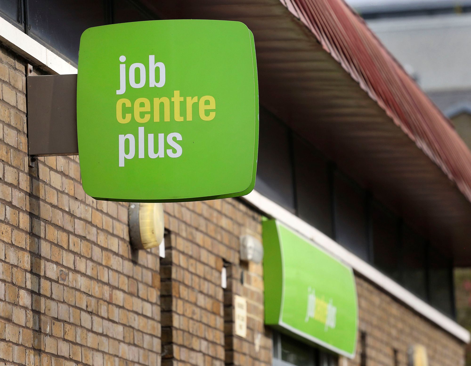Unemployment down 10% in Halton since January 2022