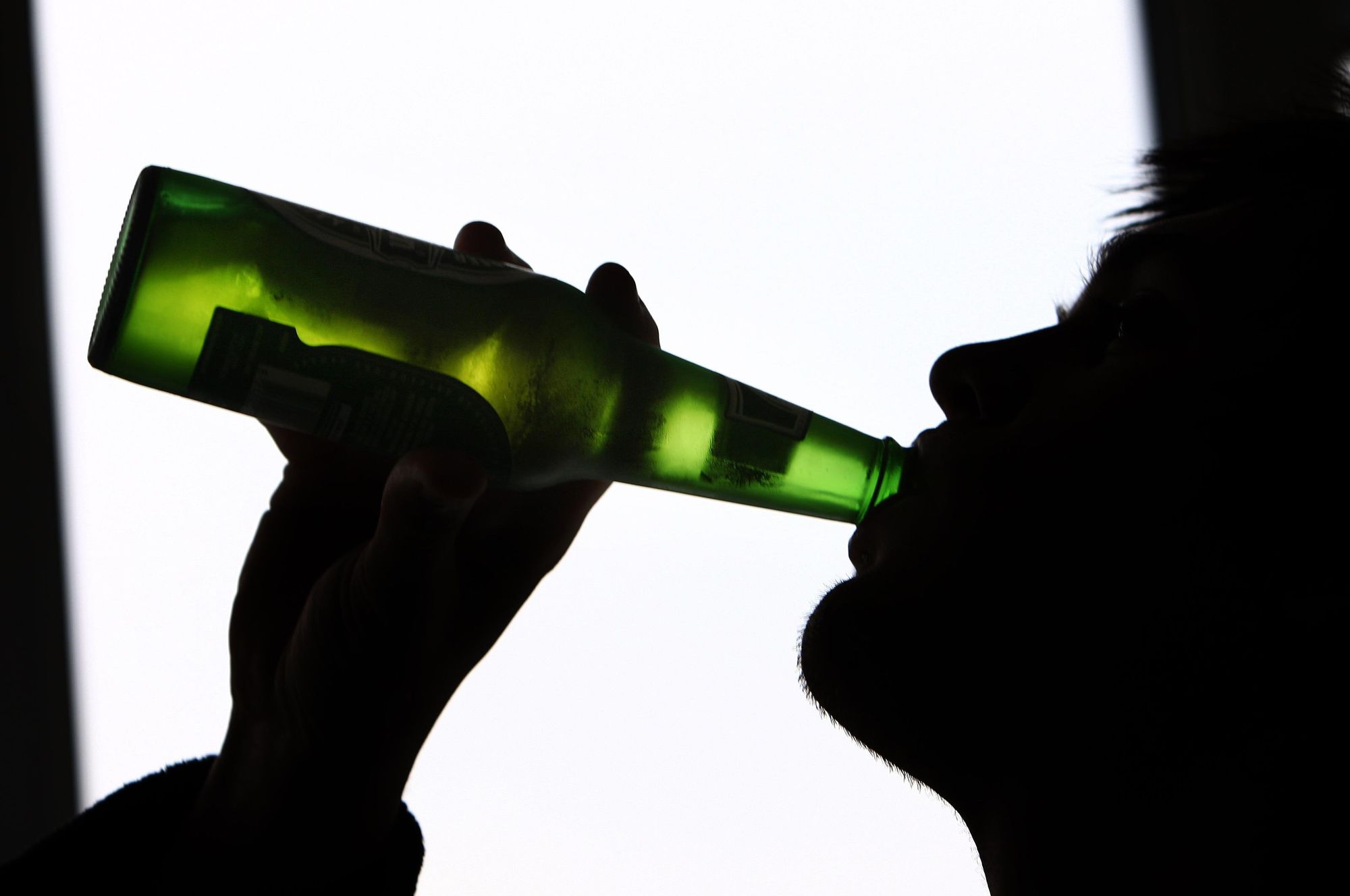 Hundreds of older drinkers taken to hospital in Halton amid Covid 'loneliness'