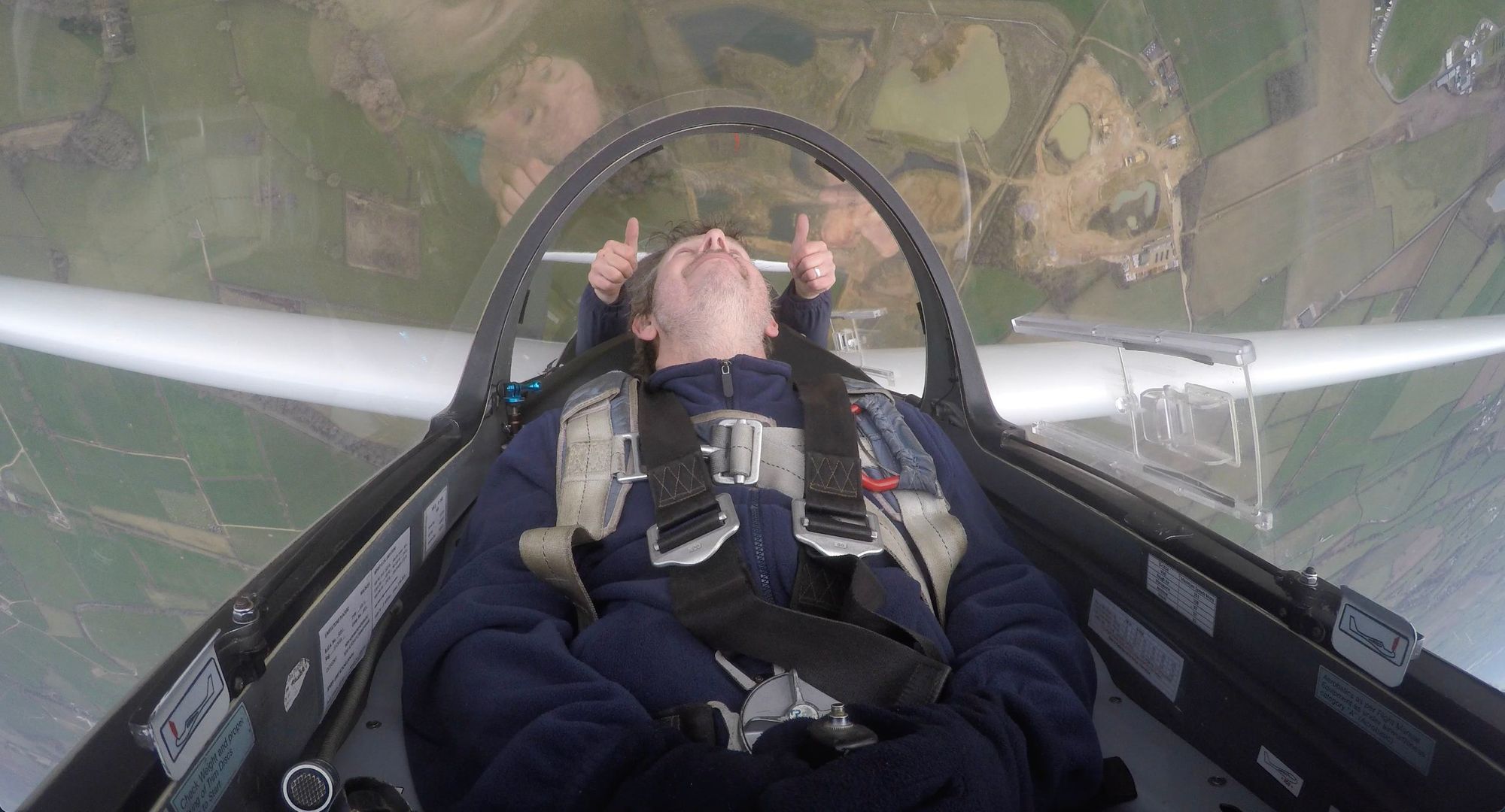Daring fundraiser takes to the sky in support of terminally ill Rugby woman