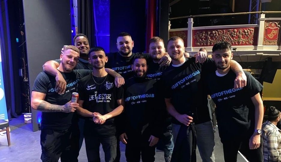 Leicester performers raise £1,200 at 'Gift of the Gab' event to support Lamp