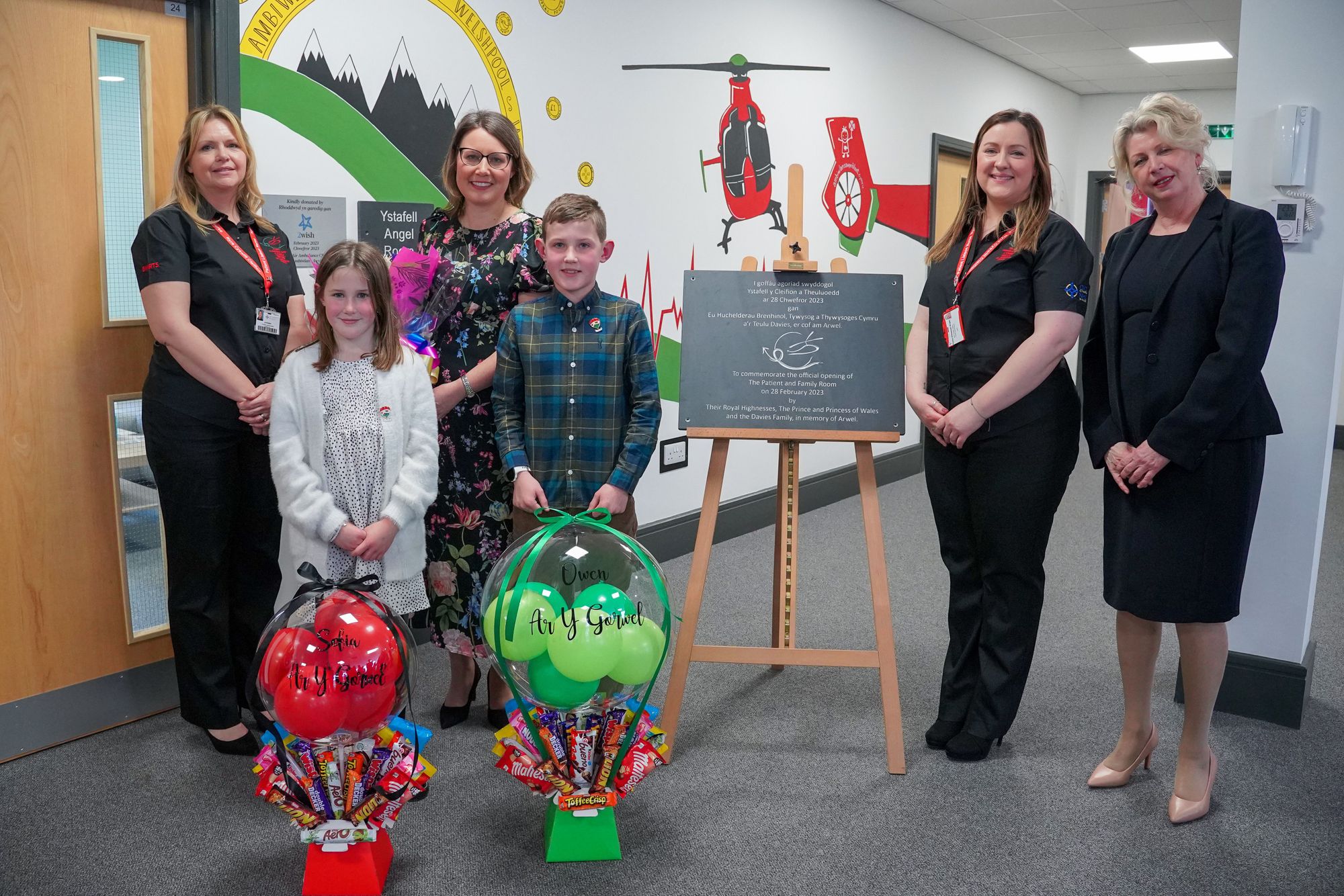 Wales Air Ambulance opens first patient and family room in memory of Llandovery dad