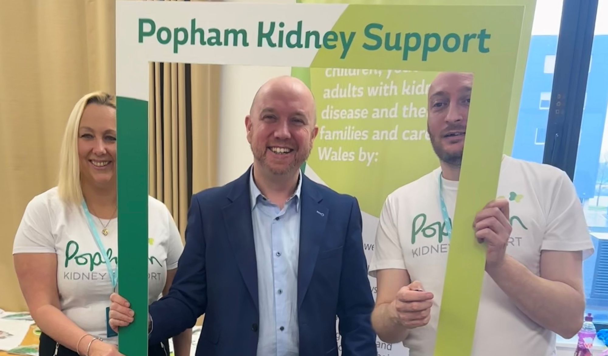 Mabon backs call for kidney support volunteers in Gwynedd