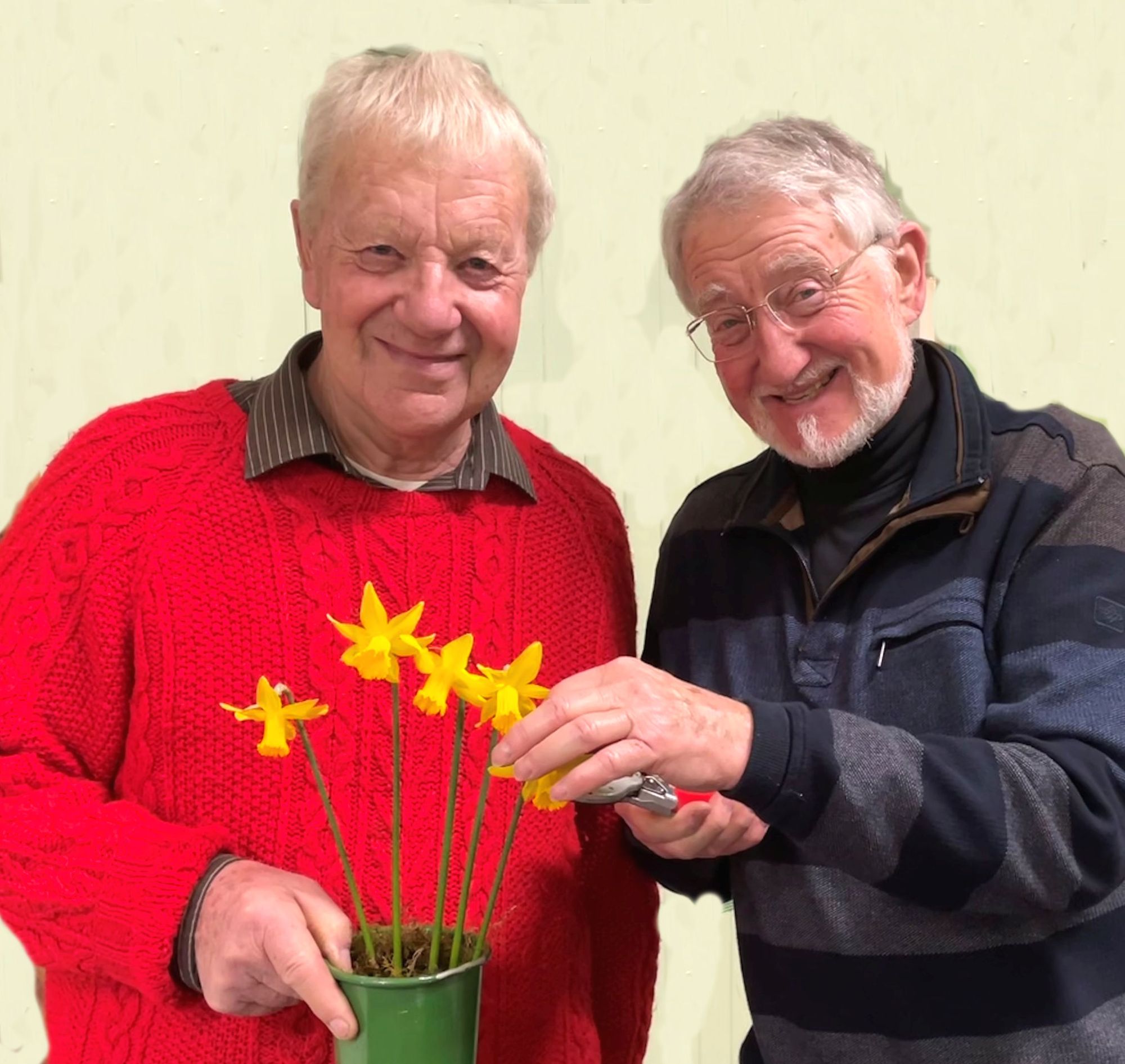 Tatsfield Village: Talk of daffodils, roses and dahlias with expert Bryan Everest
