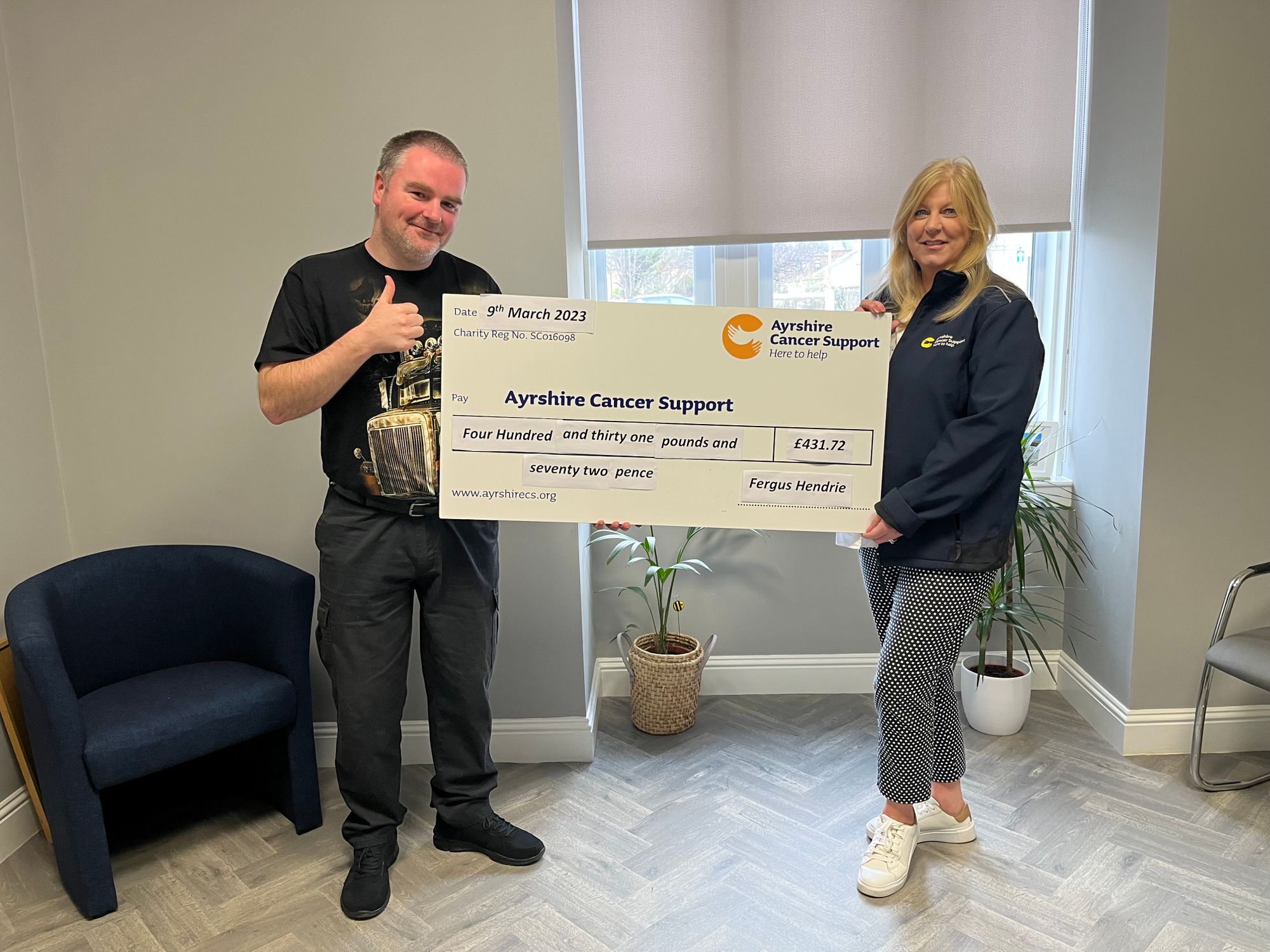 Santa dasher raises over £400 for Ayrshire Cancer Support