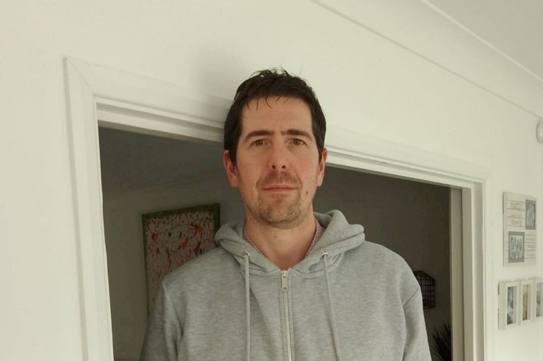 Dad-of-three who stands at towering 6ft 7in shares what life is like to be so tall