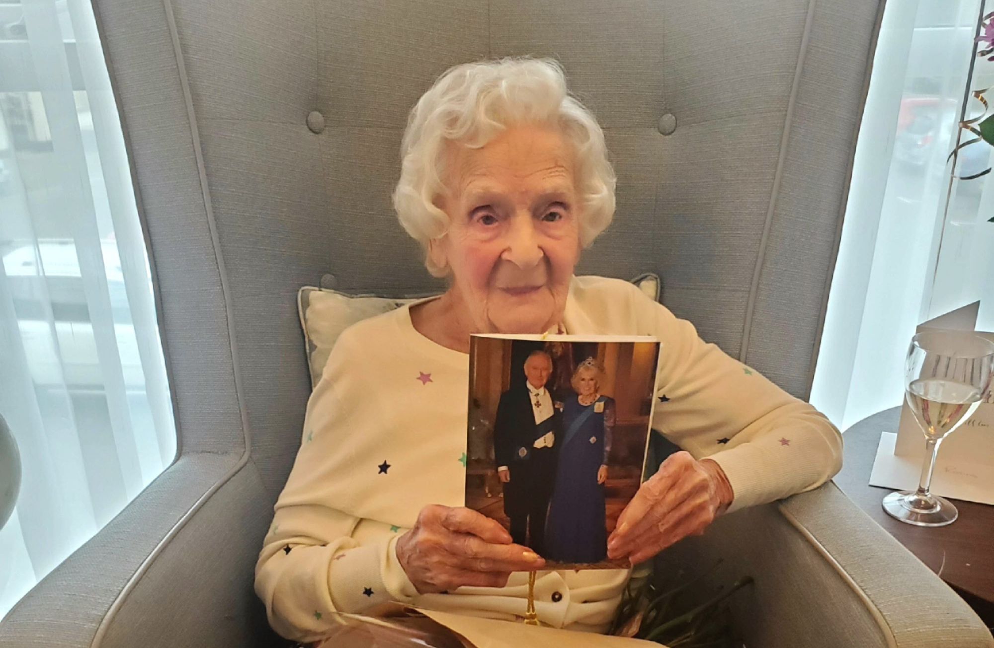'Work hard, but party harder', says tipple-loving great-great-grandmother, 108