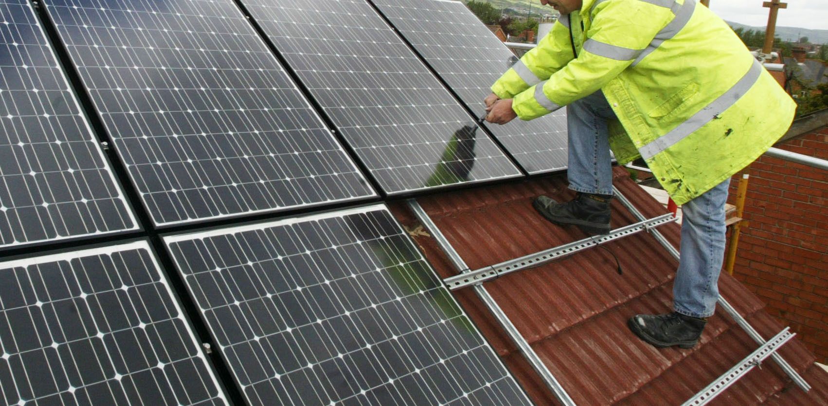 More than 30 homes in Rochdale to receive energy efficiency improvements