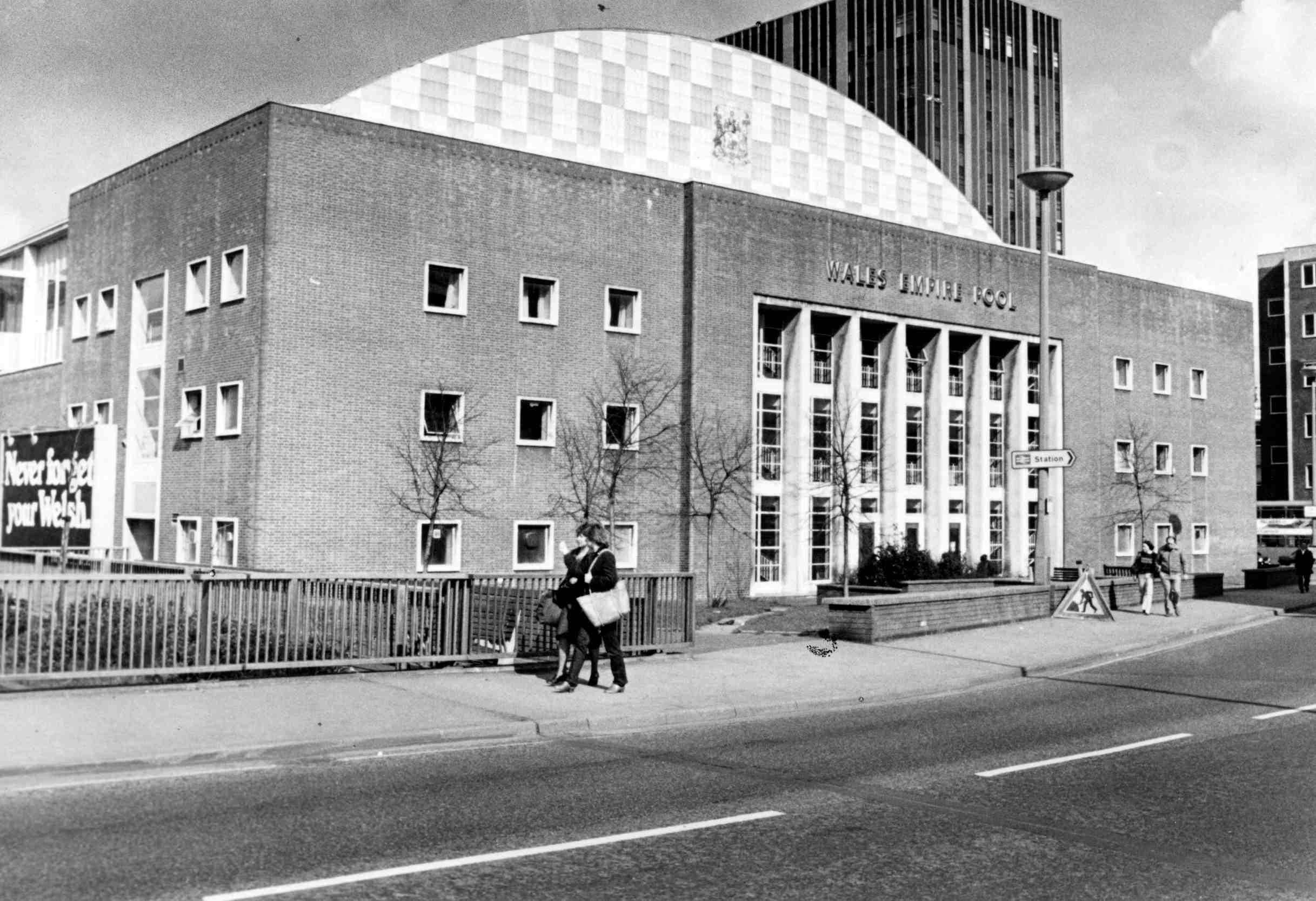 25 years since the closure of Cardiff's Empire pool