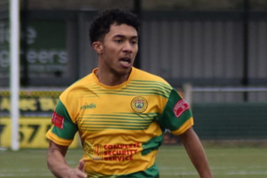 Football: No score draw for Runcorn Linnets against 10 men Glossop