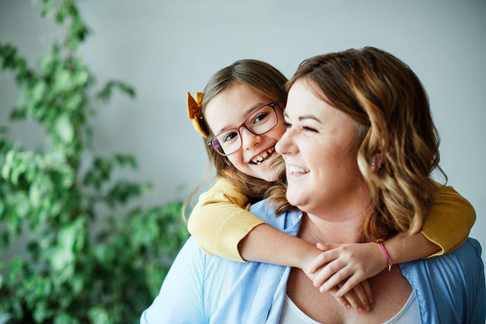 Nine myth-busting things our mums told us, including cracking knuckles and eating crusts