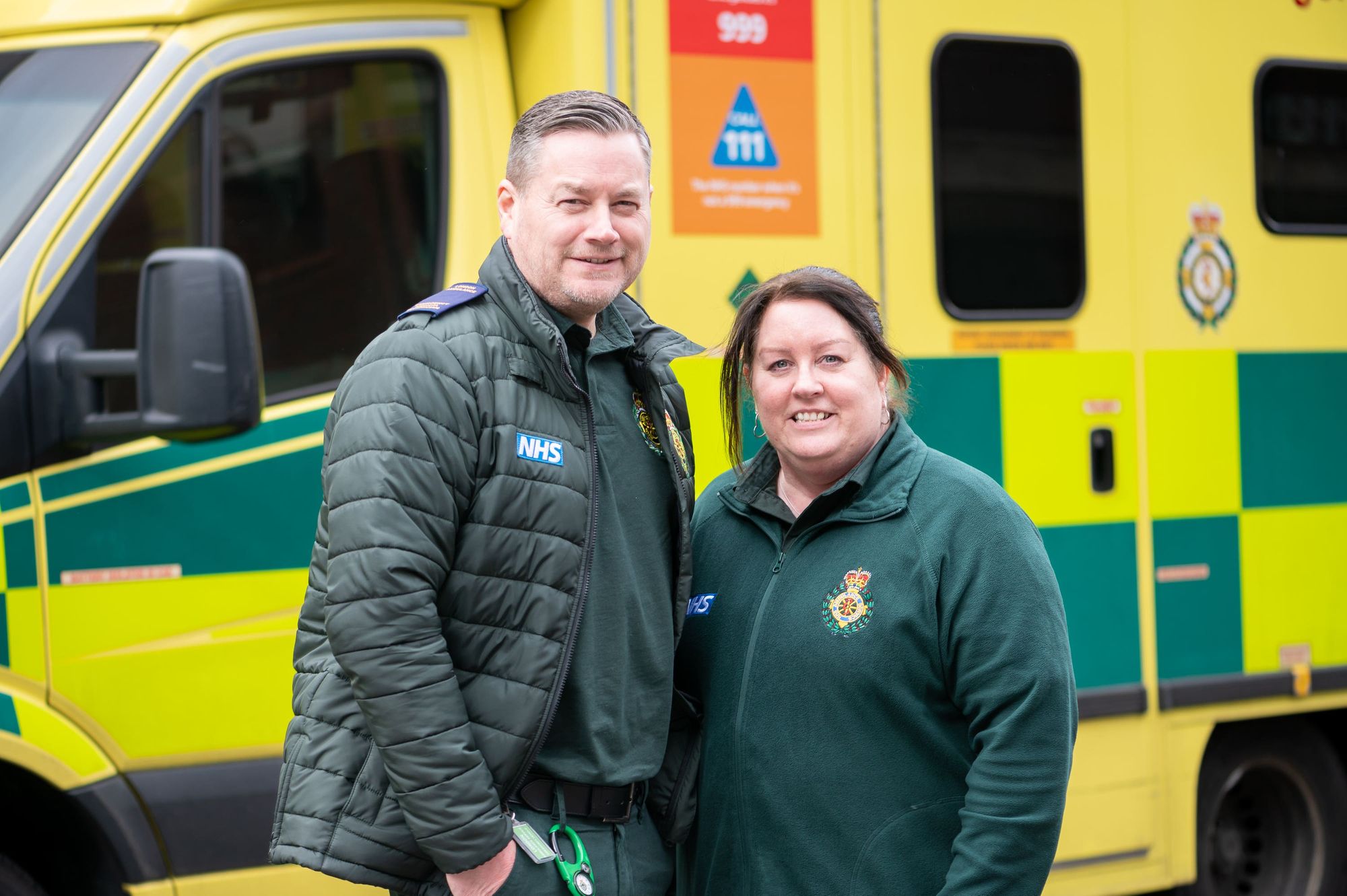 Heroic twins ended up working together to save a man’s life