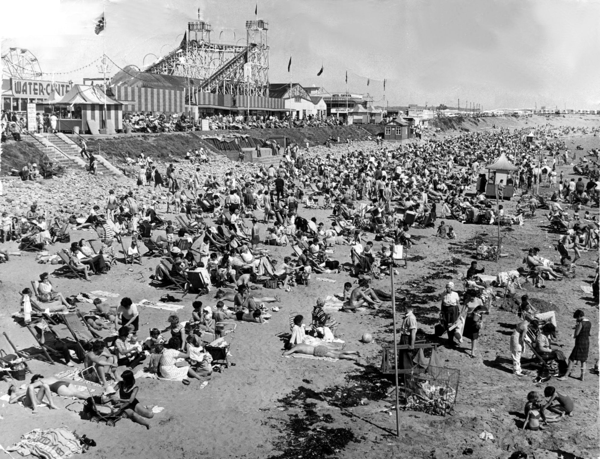 Oh I do love to be beside the seaside: Look back at Porthcawl