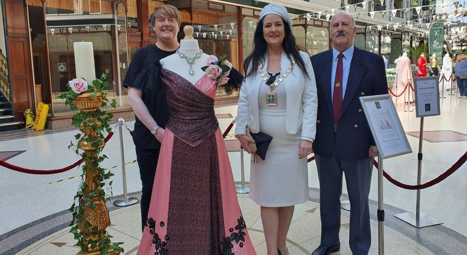 Southport Nostalgia: Mayor of Sefton opens fashion through the ages exhibition at Wayfarers Arcade