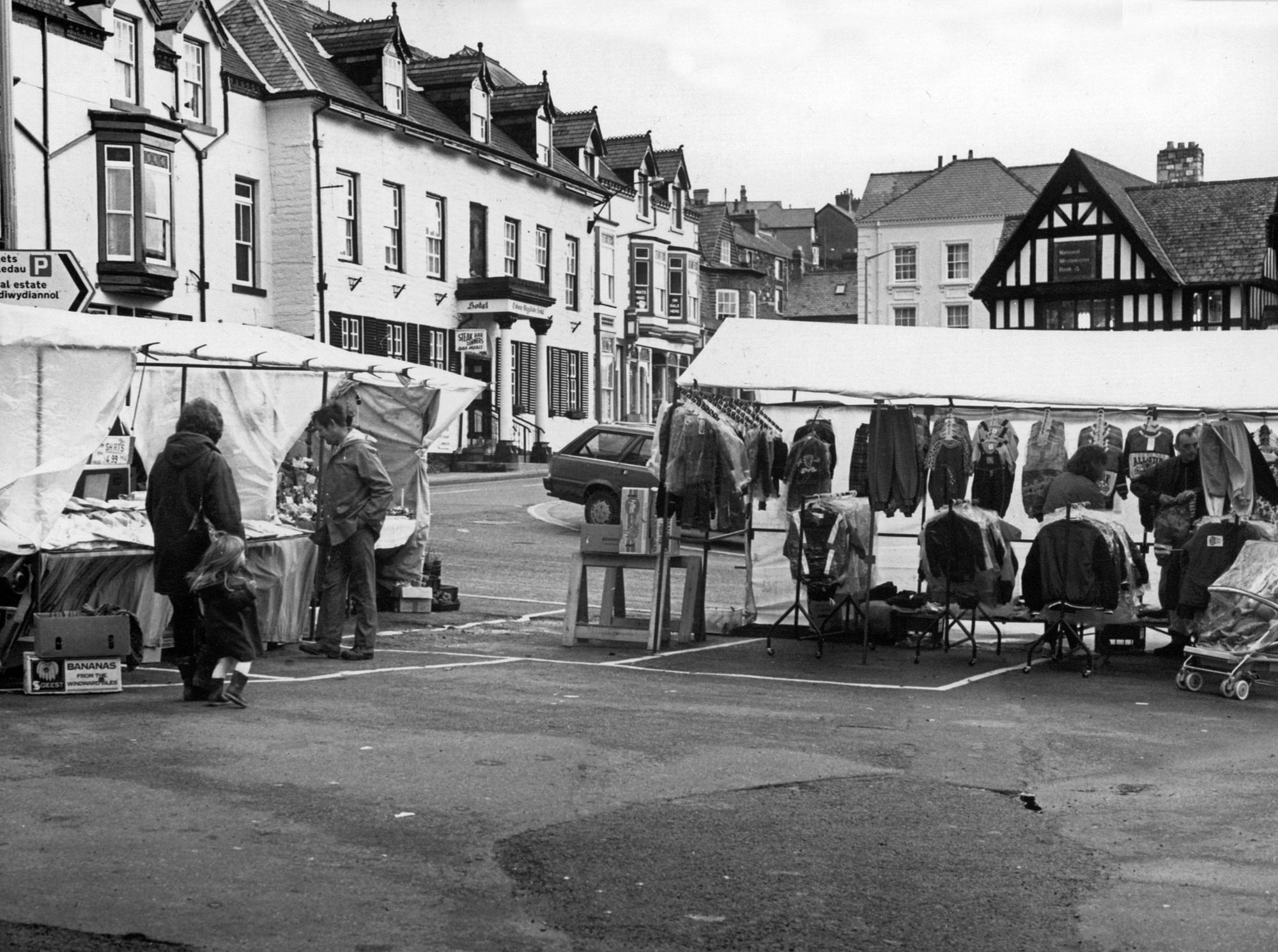 Home of Owain Glyndwr: Corwen in past years