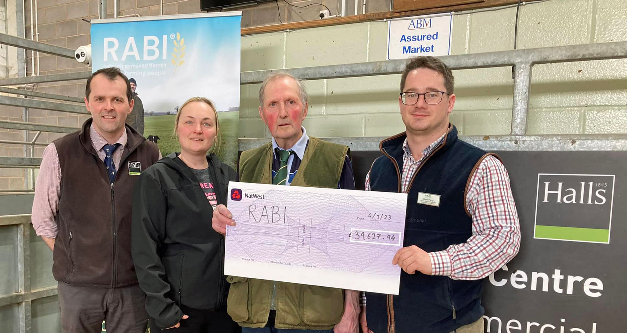 Powys farmer raises over £20k for Ovarian Cancer Action and RABI in late wife's memory