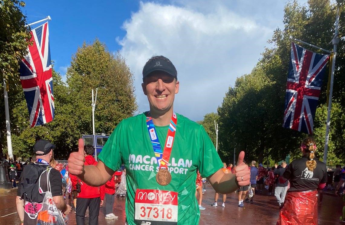 Runner finishes London Marathon three years in a row to raise a whopping £100k