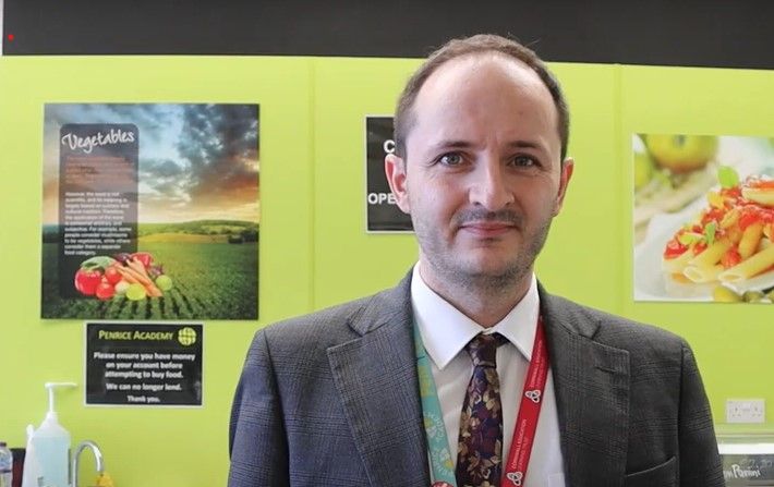 School pantry scheme delivers vital supplies to children in need