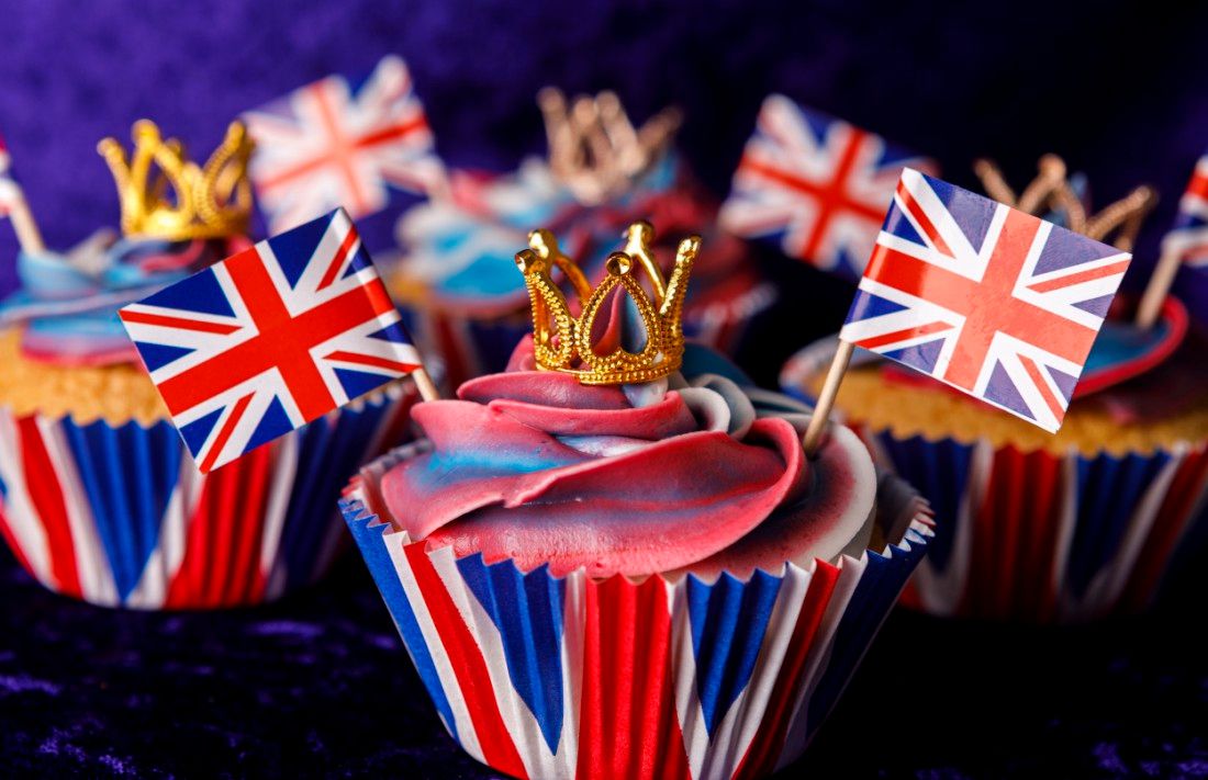 Simple ways to help people with dementia enjoy coronation events