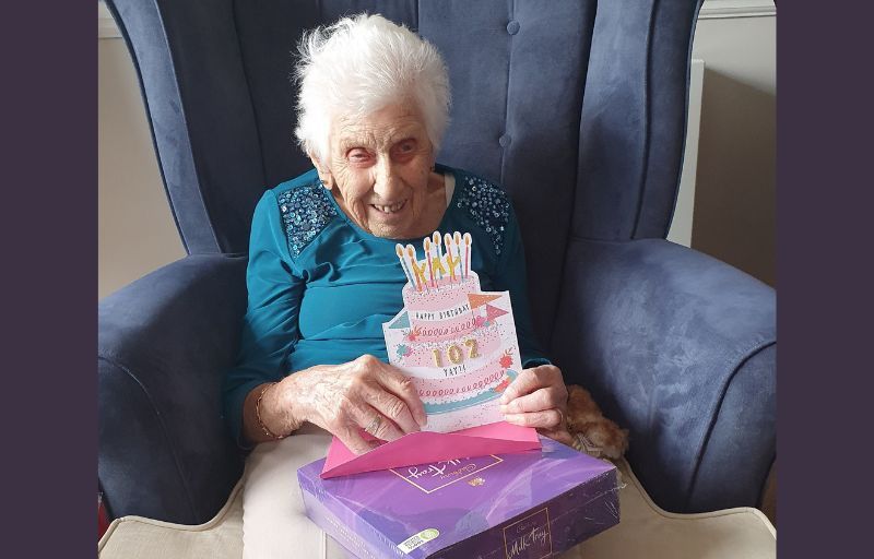 102-year-old Edna's advice is to carry on and don’t do anything drastic
