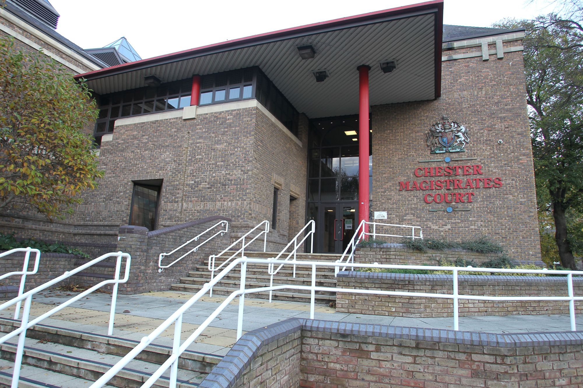 'Professional criminal' stole around £800 of goods from B&M in Halton