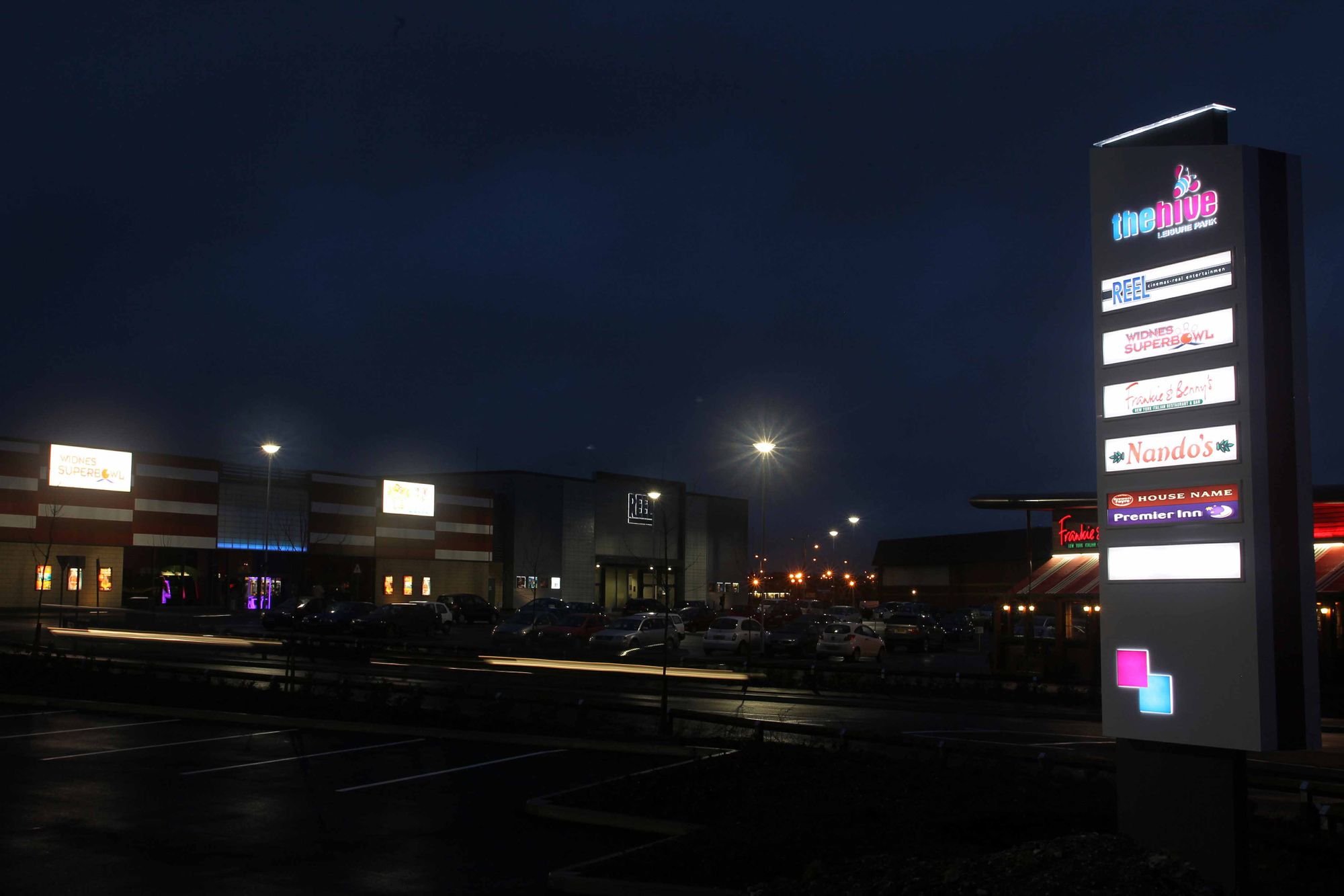 Yobs 'harass' staff and customers at Widnes leisure park
