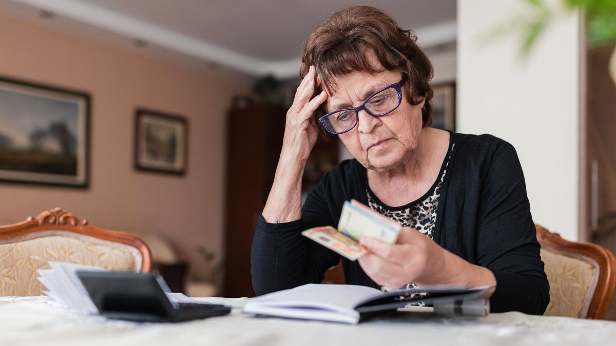 Hundreds qualify for £87,500 compensation following pension rule amendment