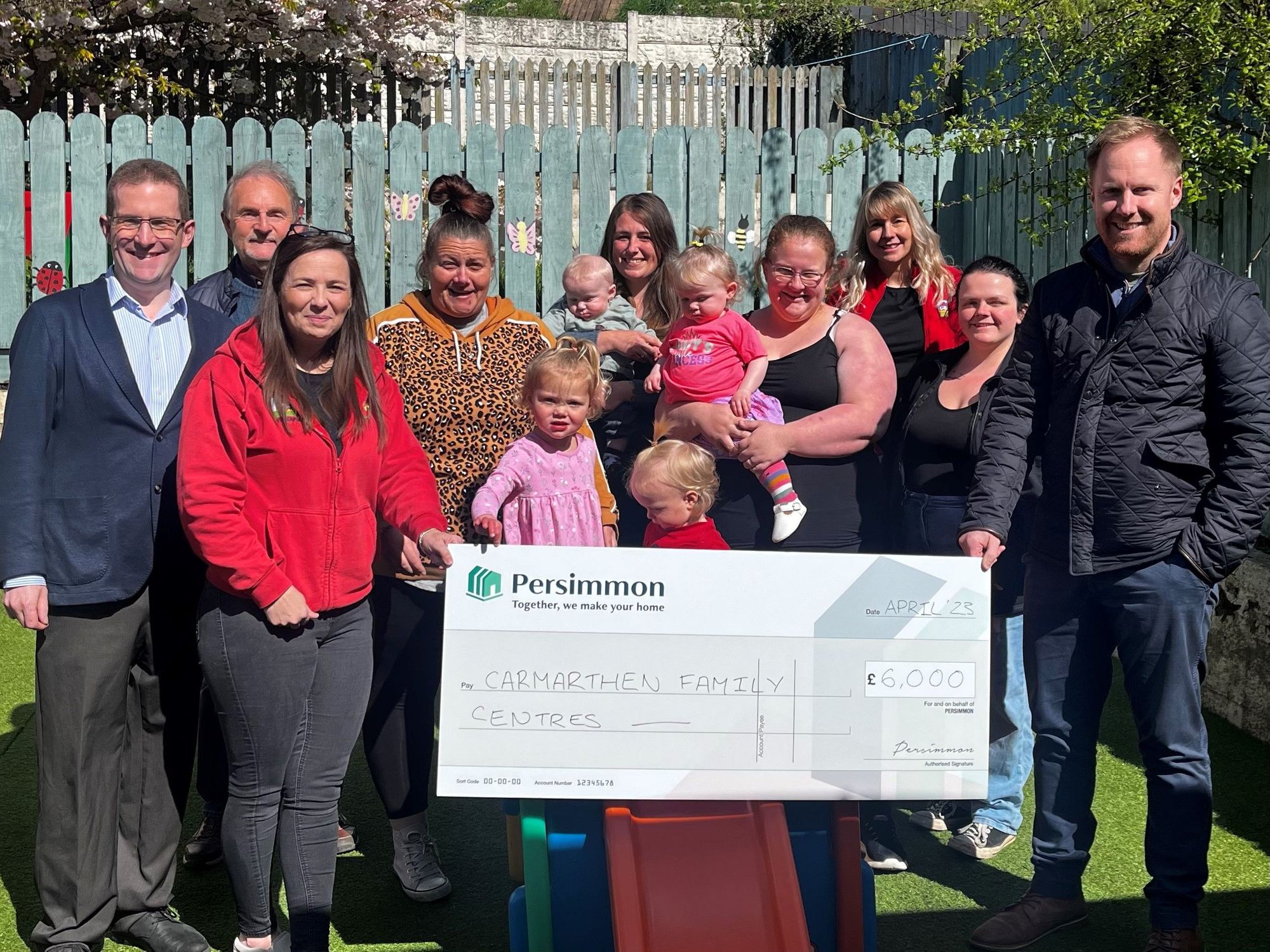 Leading housebuilder donates £6,000 to Carmarthen Family Centres