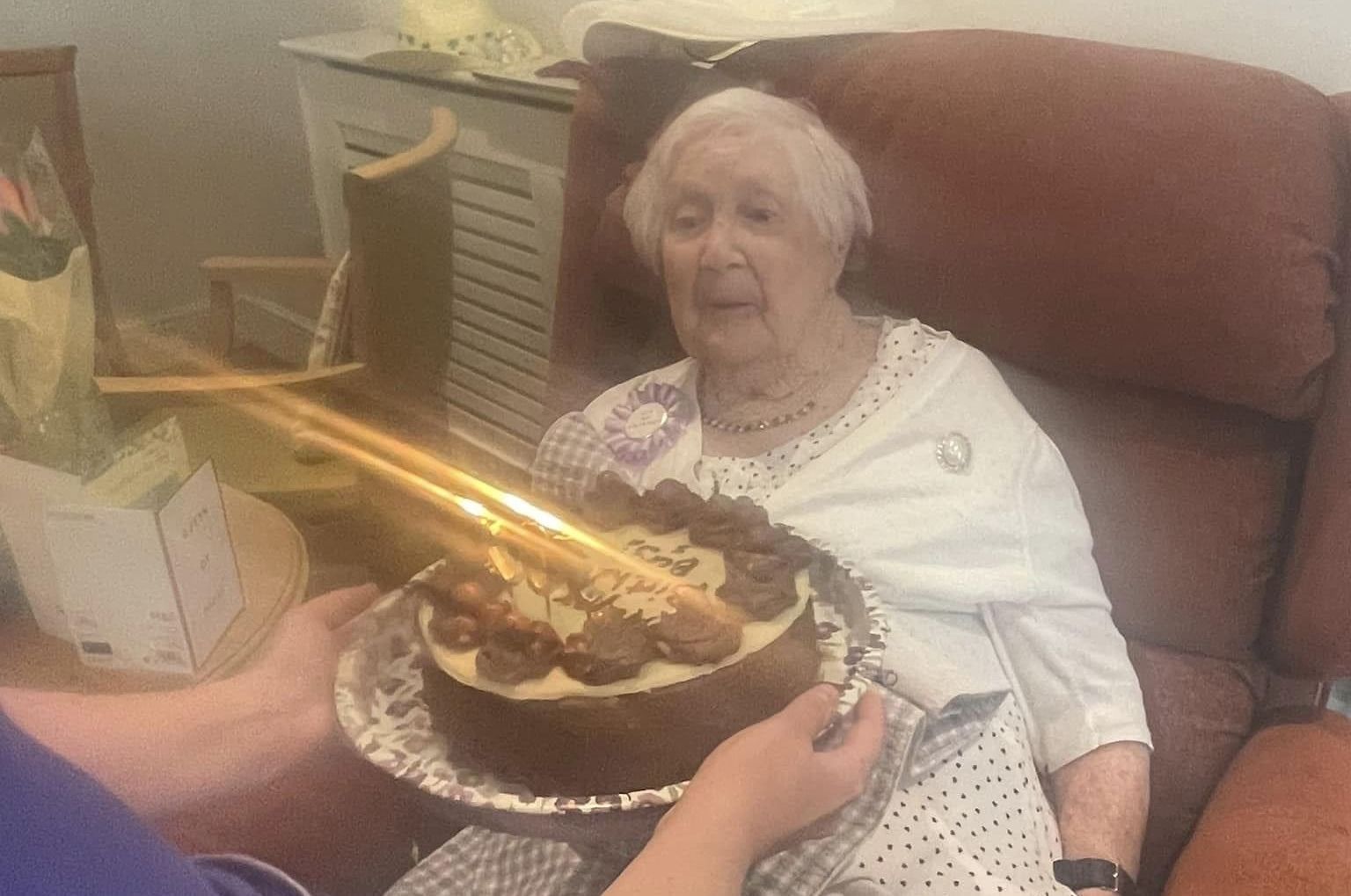 Ex-BBC typist, 102, says a daily gin and tonic 'does indeed keep the doctor away'