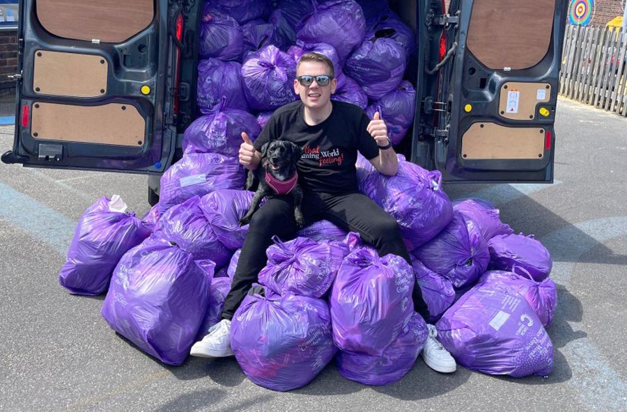West Kent slimmers raise thousands from clothes that no longer fit