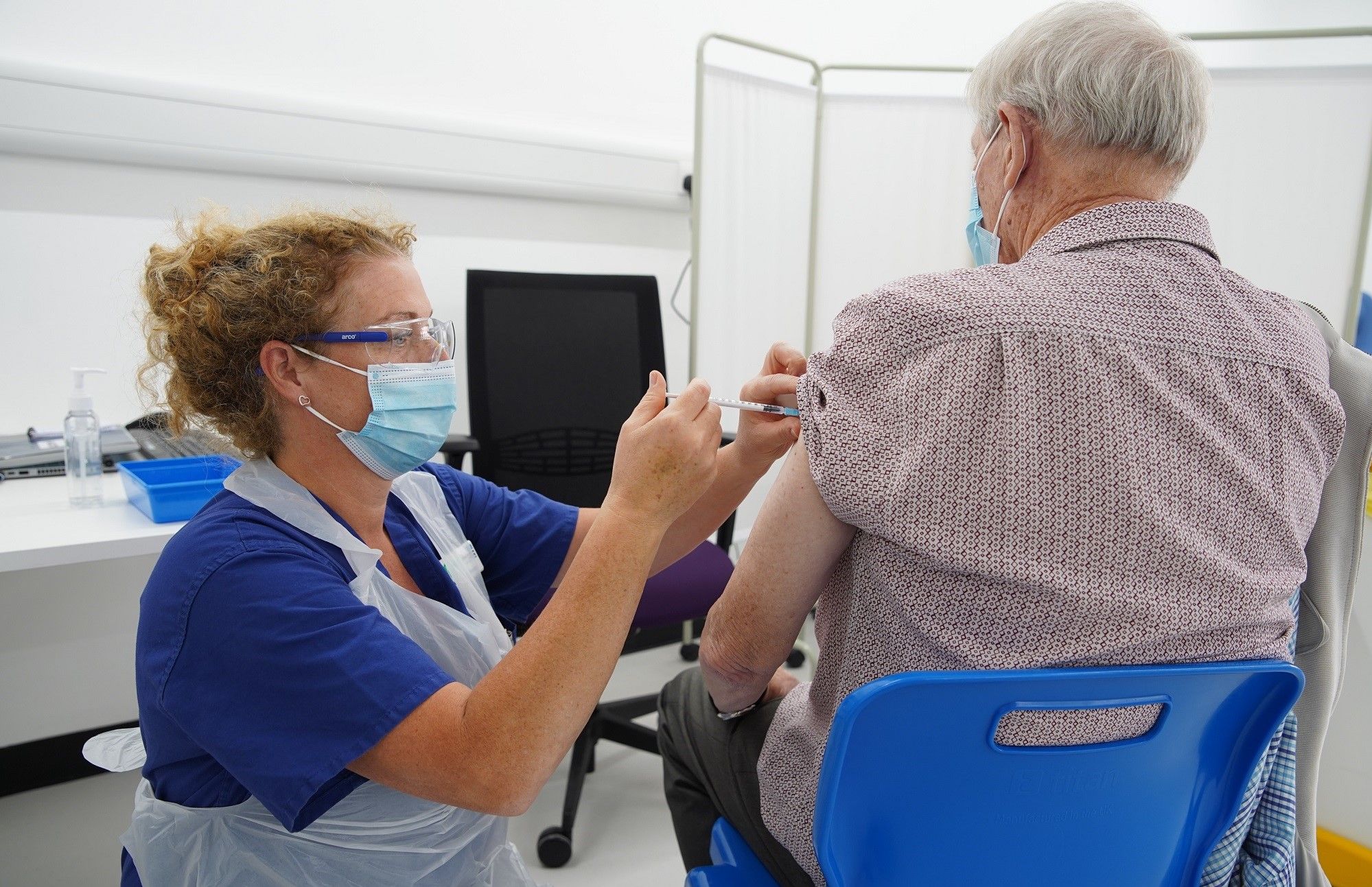 Covid-19 spring booster available for vulnerable Dorset residents