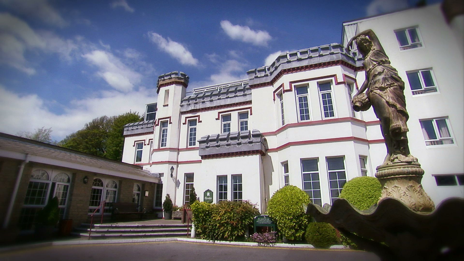 Action group to be formed against proposals to house asylum seekers at  Llanelli’s Stradey Park Hotel