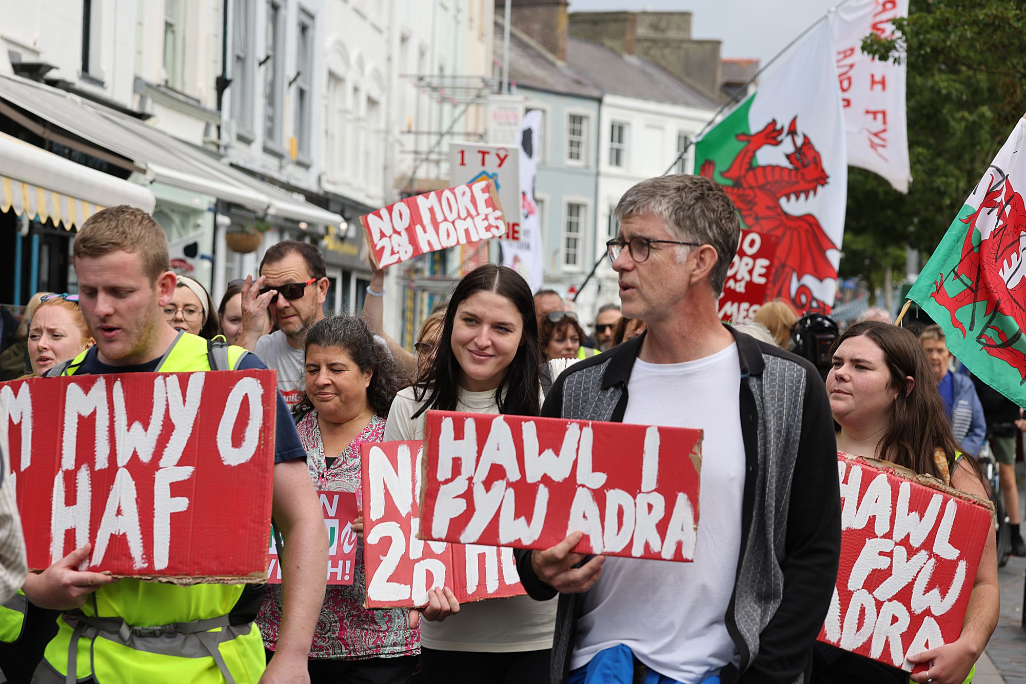 Cyngor Gwynedd yn cymryd camau i reoli effaith cartrefi gwyliau