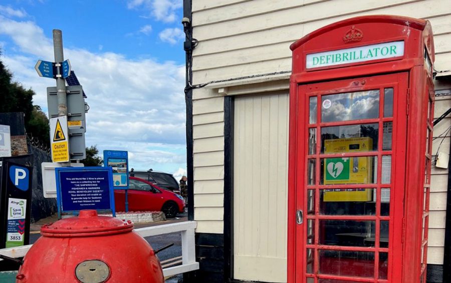 Thanet MP urges community groups to bid for defibrillators where most needed