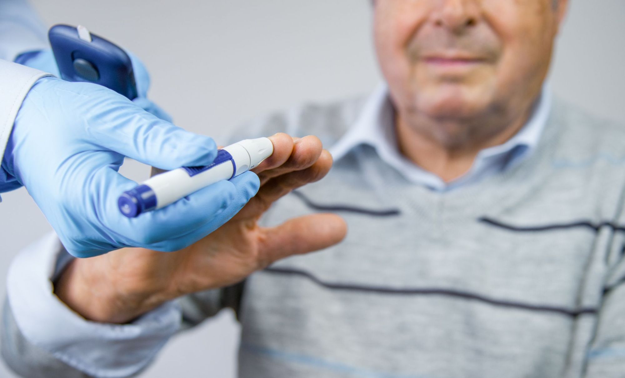 NHS to send home blood tests to over-40s to combat heart disease and obesity