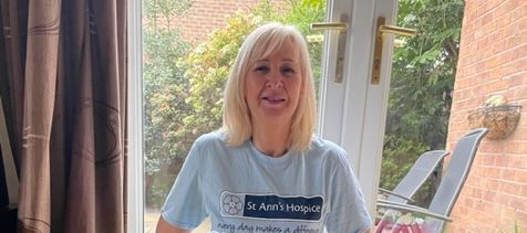 Hundreds of forget me not flowers crocheted and knitted for St Ann’s Hospice