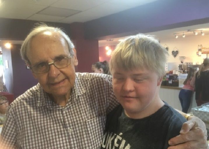 Student with additional needs takes on swimming challenge in memory of 'awesome Grampi'