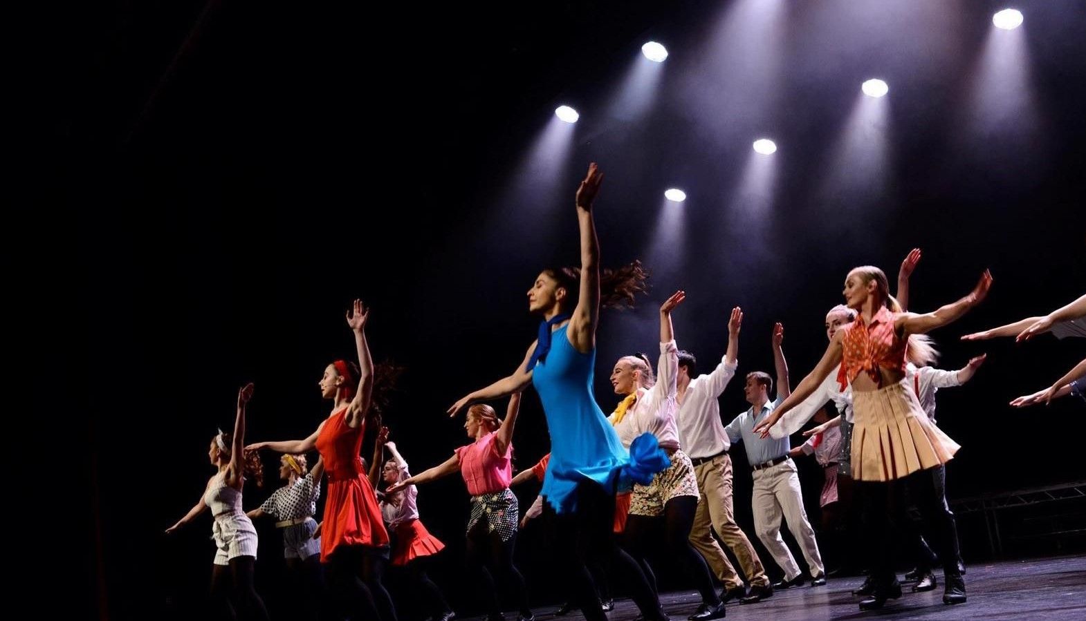Sir Ken Dodd scholarship launched to support next generation of performers