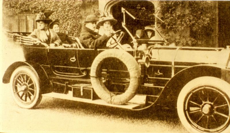 Stylish summer look as Poynton's Lord Vernon and family go out for a drive