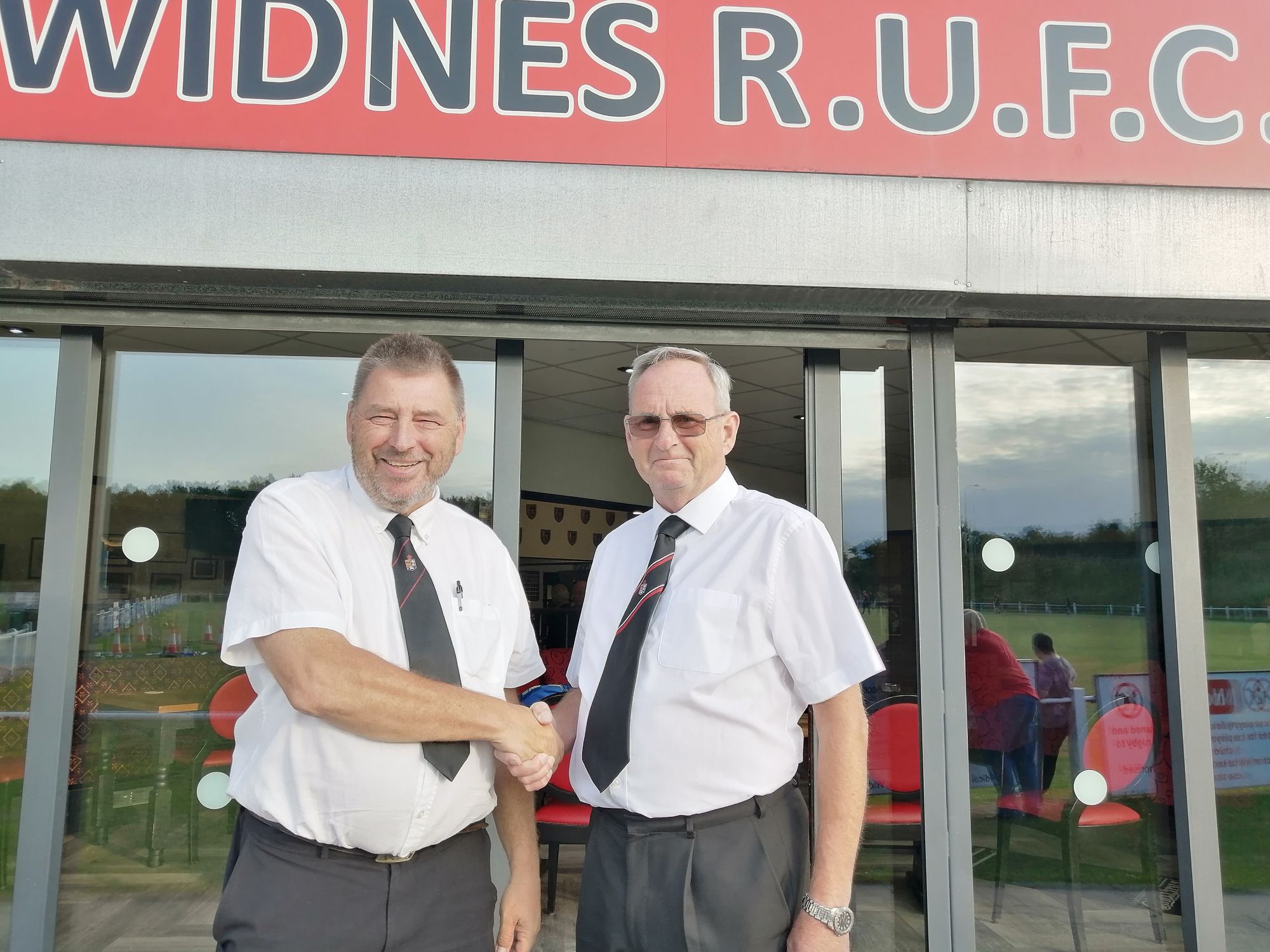 Fond farewell as Widnes RUFC President hands over baton